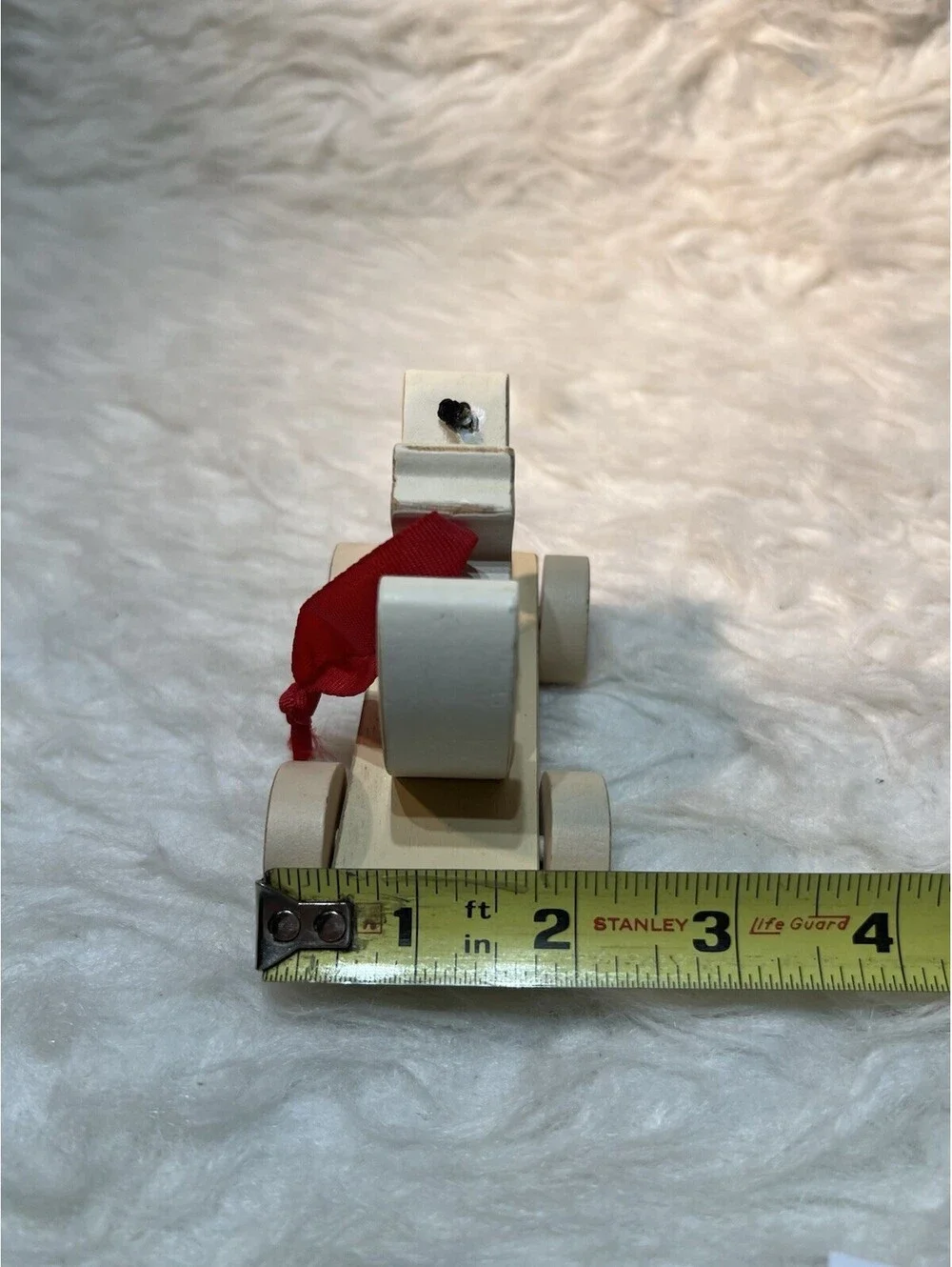 charming white wooden cat pull toy Ornament